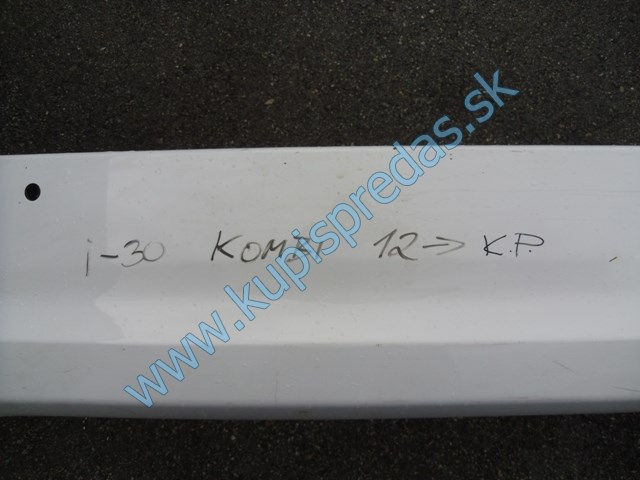 zadný nárazník na hyundai i30 kombi, autodiely na hyundai i30 